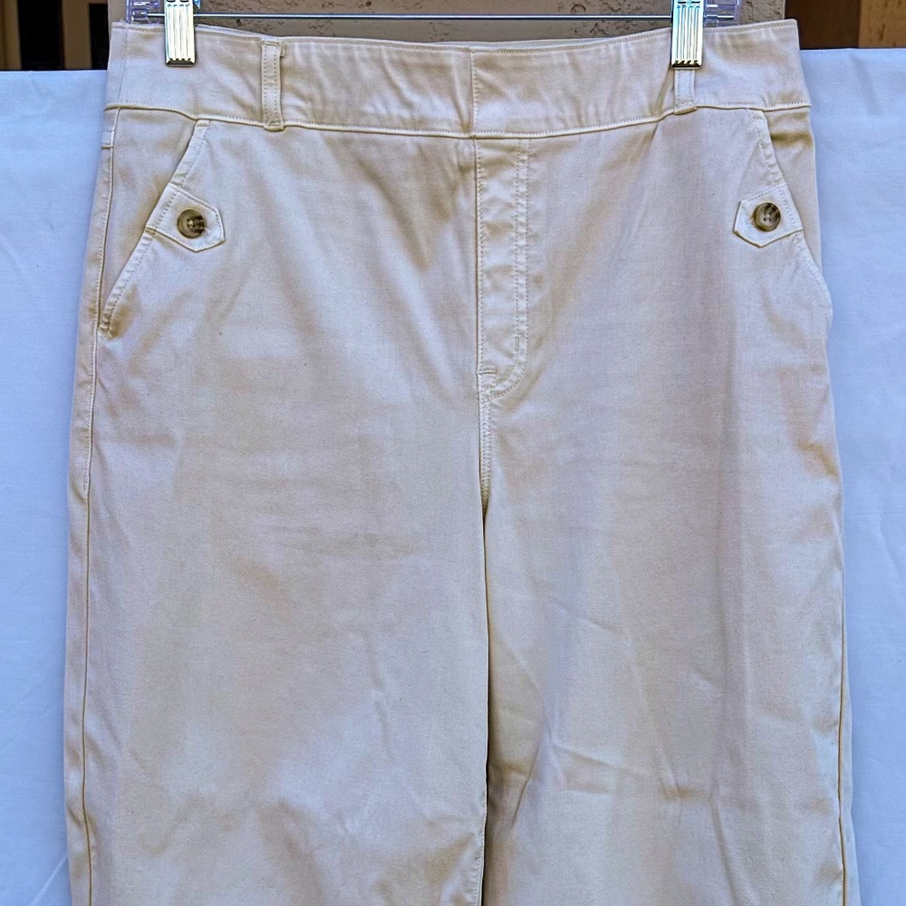 NWOT - SPANX - Stretch Twill Ivory Cropped Wide Leg Pant - XL